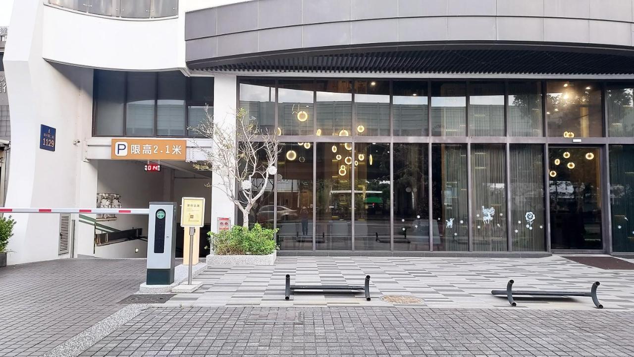 Royal Roi Hotel Taichung Exterior photo