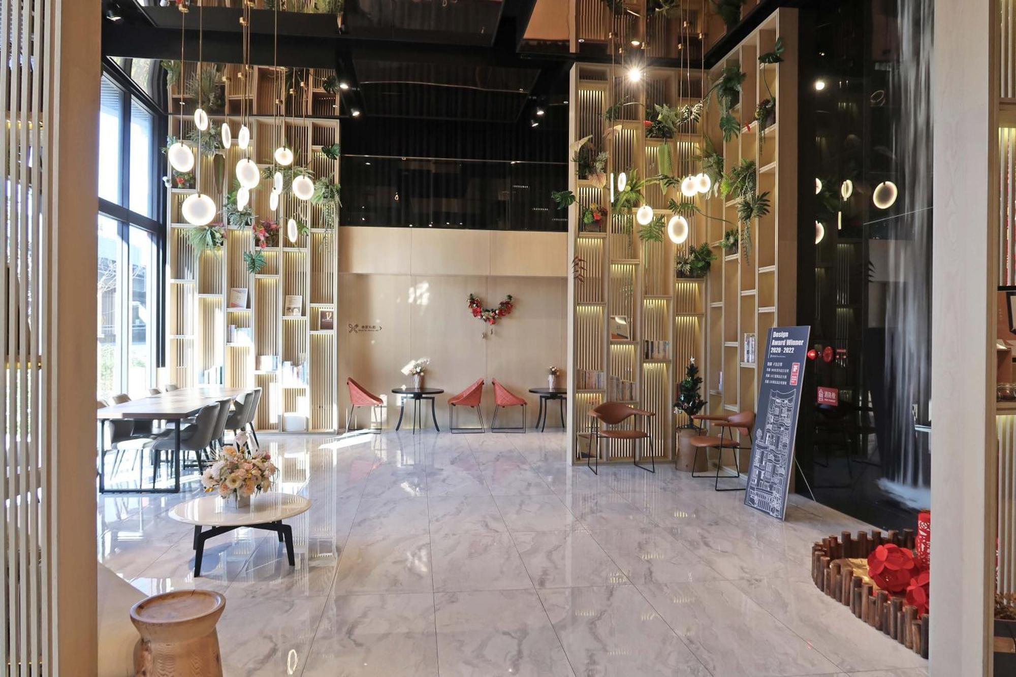 Royal Roi Hotel Taichung Exterior photo