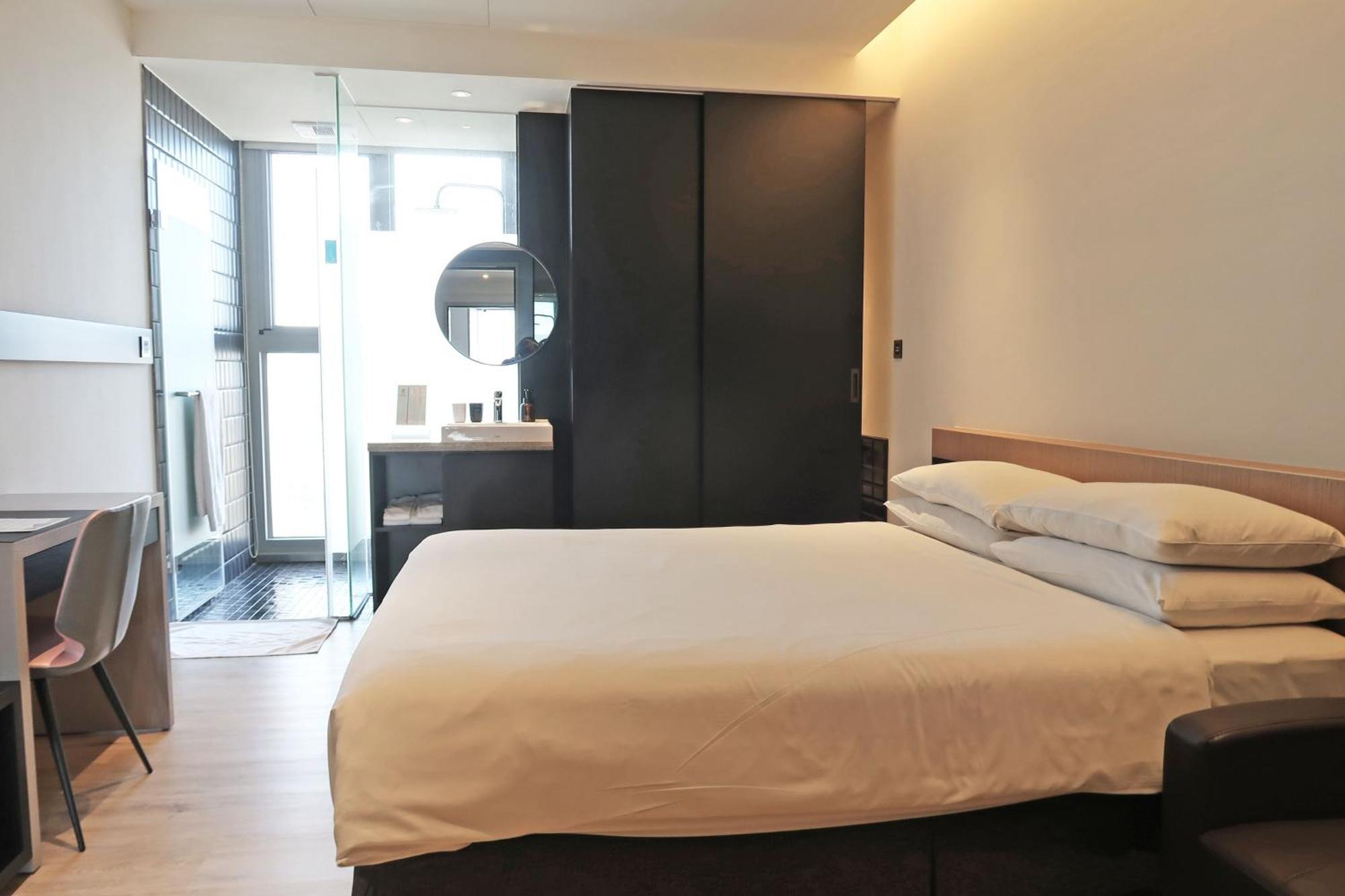 Royal Roi Hotel Taichung Exterior photo