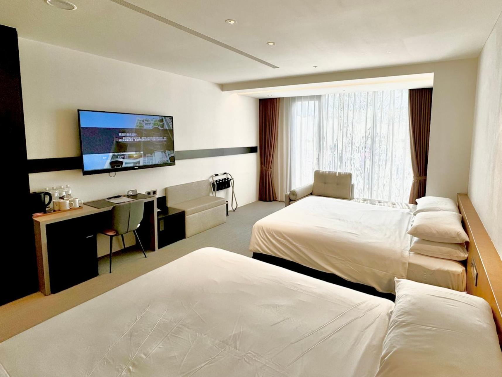 Royal Roi Hotel Taichung Exterior photo